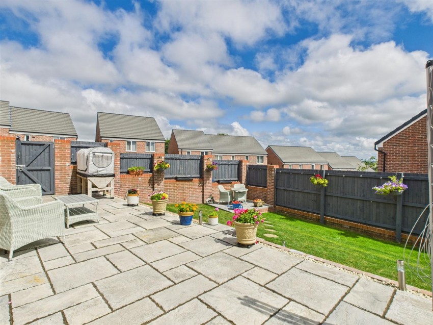 Images for 100 Tasker Way, Haverfordwest EAID:RKLUCASAPI BID:1