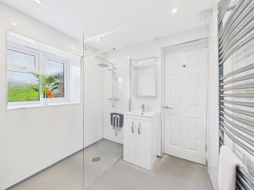 Images for 206 Haven Road, Haverfordwest EAID:RKLUCASAPI BID:1