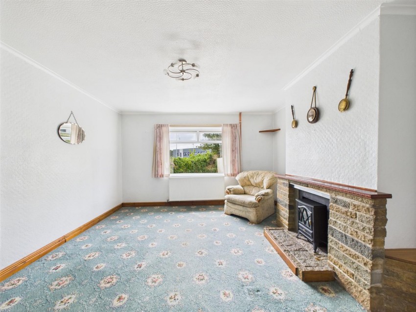 Images for 63 Coronation Avenue, Haverfordwest EAID:RKLUCASAPI BID:1