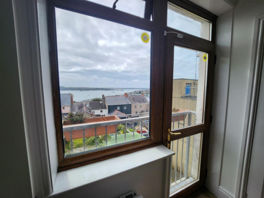Images for Charles Street, Milford Haven EAID:RKLUCASAPI BID:1