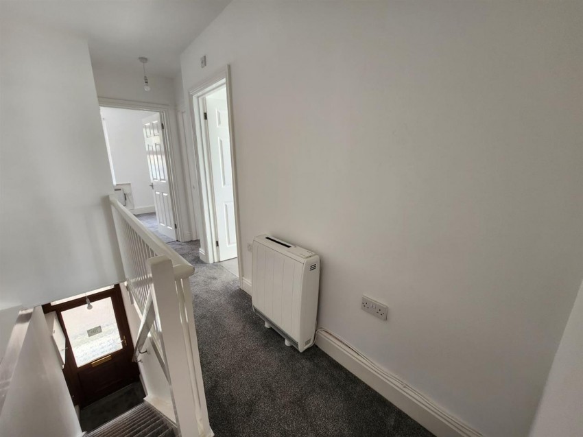 Images for Charles Street, Milford Haven EAID:RKLUCASAPI BID:1
