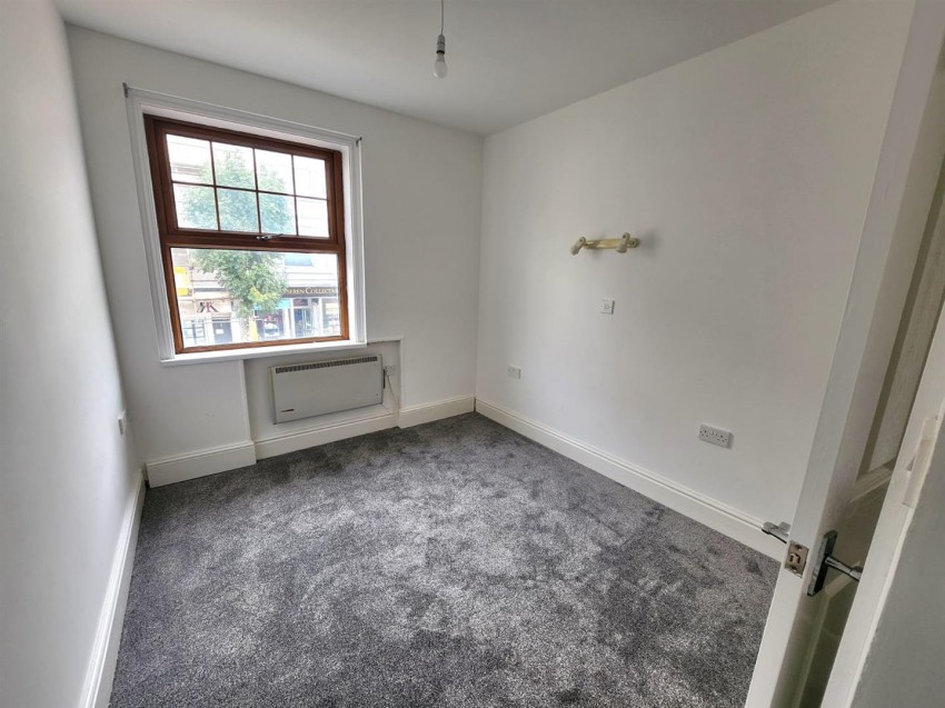 Images for Charles Street, Milford Haven EAID:RKLUCASAPI BID:1