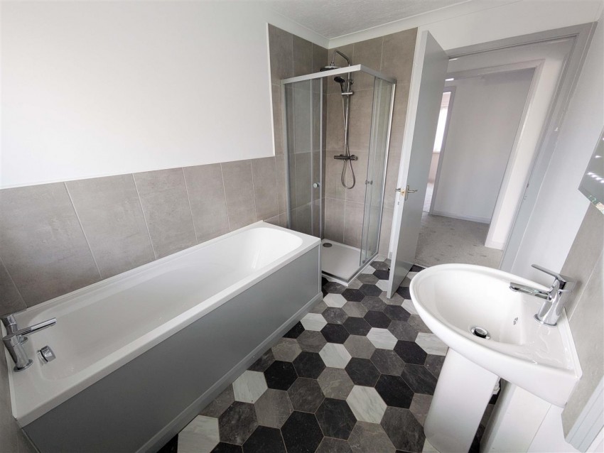 Images for 13 Magdelene Street, Haverfordwest EAID:RKLUCASAPI BID:1