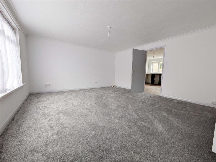 Images for 13 Magdelene Street, Haverfordwest EAID:RKLUCASAPI BID:1
