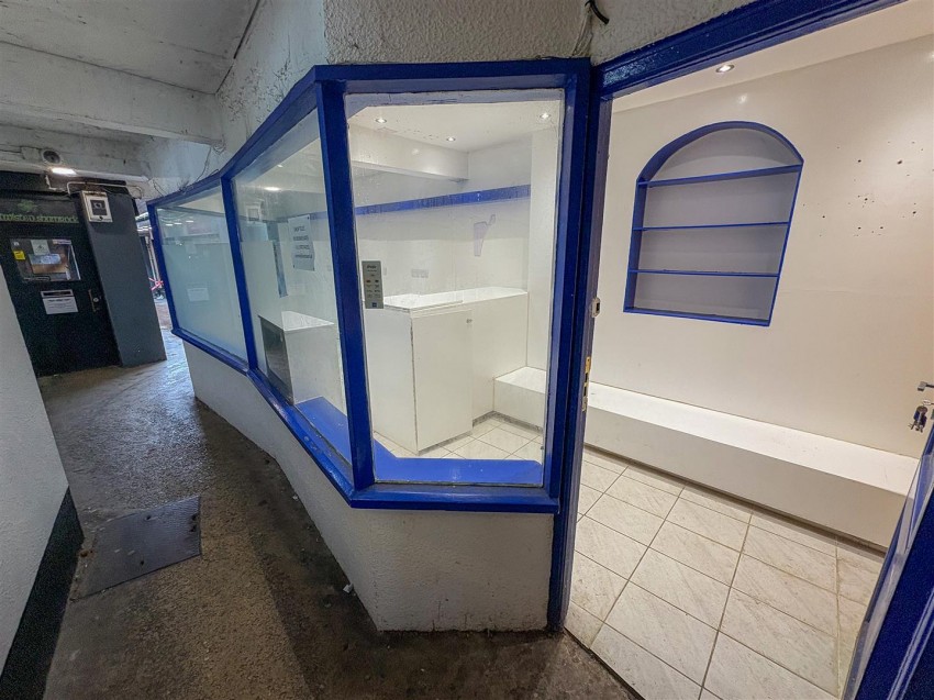 Images for The Arcade Shop, Town Wall Arcade, Tenby EAID:RKLUCASAPI BID:1