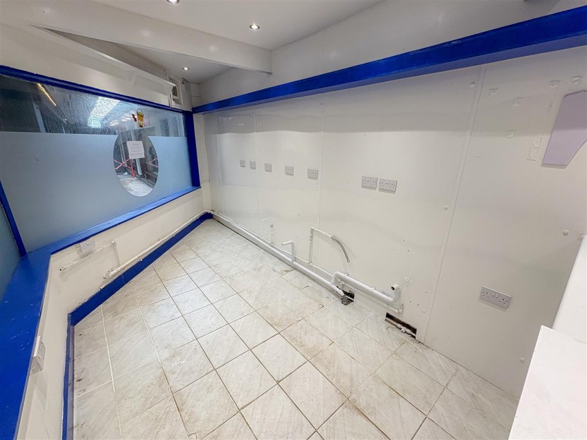 Images for The Arcade Shop, Town Wall Arcade, Tenby EAID:RKLUCASAPI BID:1