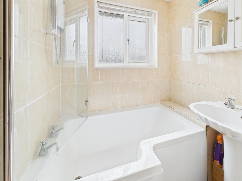 Images for 69 Observatory Avenue, Milford Haven EAID:RKLUCASAPI BID:1