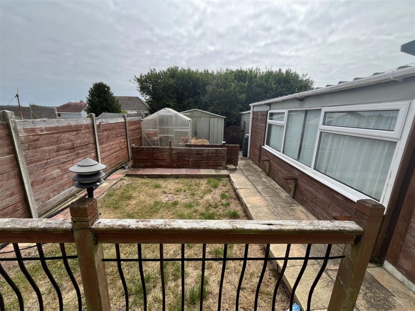 Images for 69 Observatory Avenue, Milford Haven EAID:RKLUCASAPI BID:1