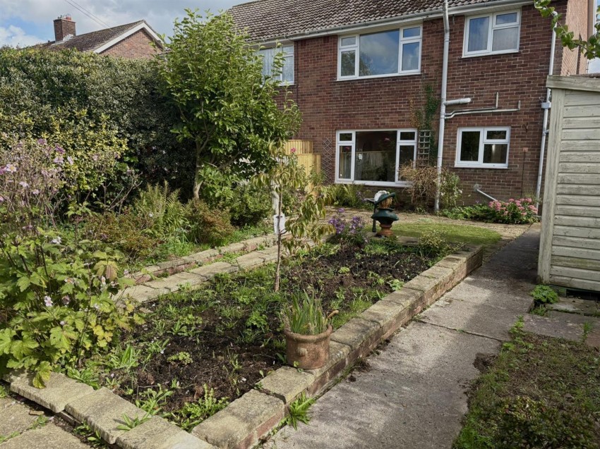 Images for 21 Stokes Avenue, Haverfordwest EAID:RKLUCASAPI BID:1
