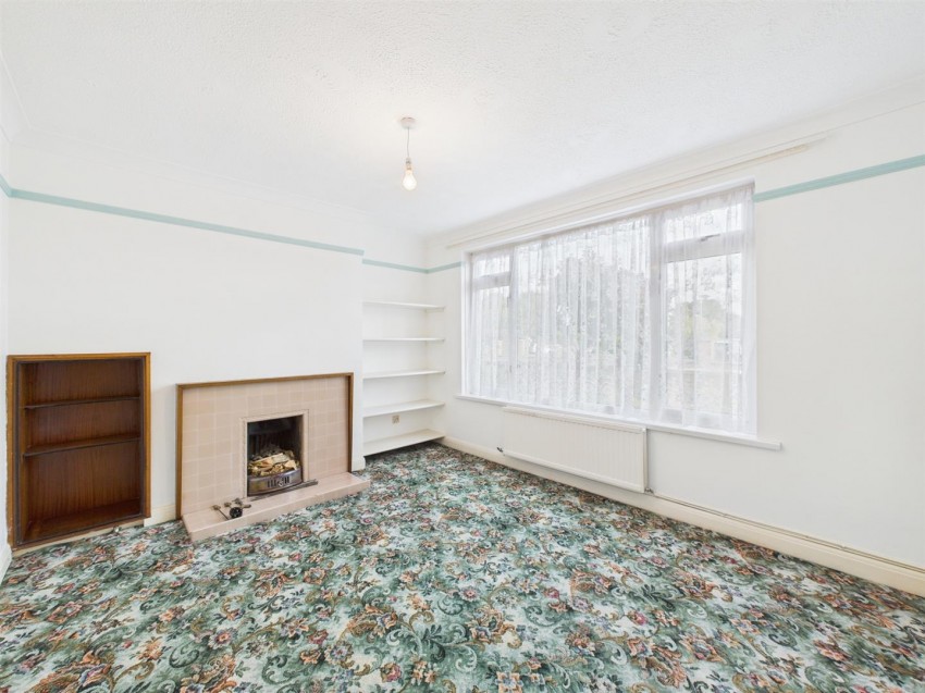 Images for 21 Stokes Avenue, Haverfordwest EAID:RKLUCASAPI BID:1