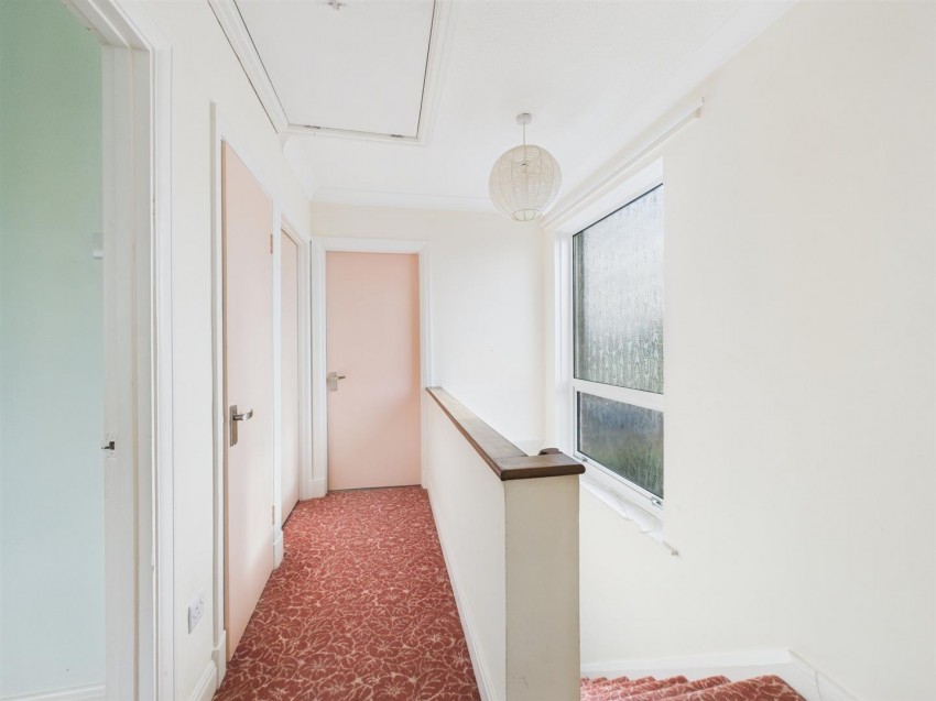 Images for 21 Stokes Avenue, Haverfordwest EAID:RKLUCASAPI BID:1