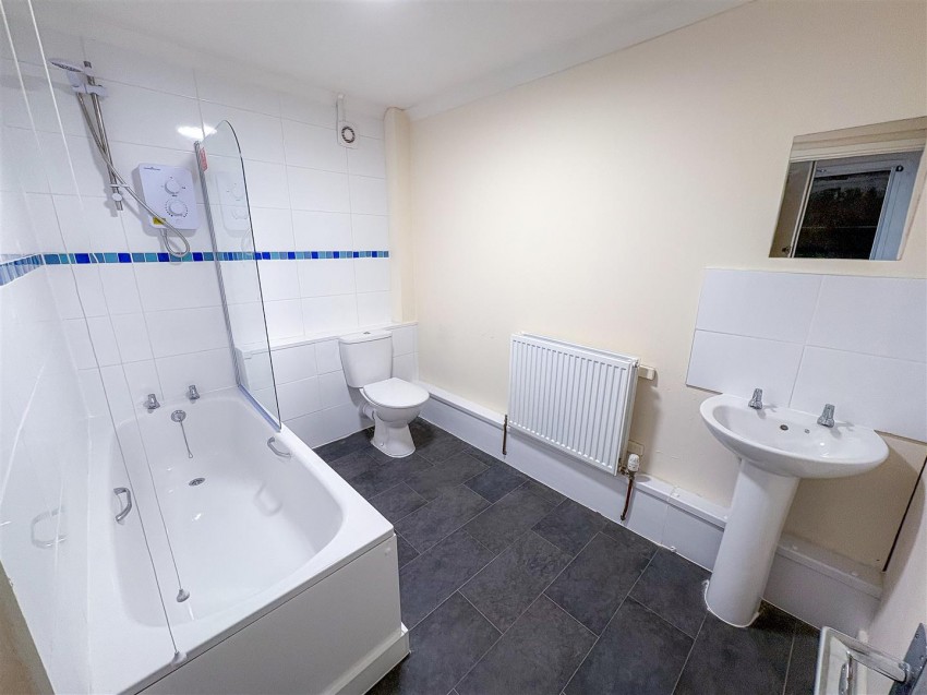 Images for Flat 1, 3 Castle Terrace, Narberth EAID:RKLUCASAPI BID:1