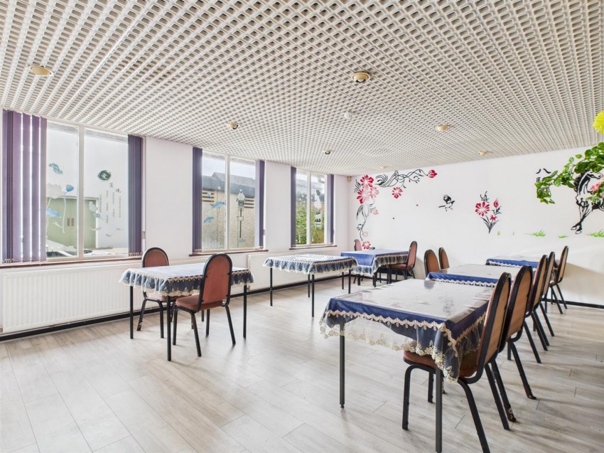 Images for 2 Swan Square, Haverfordwest EAID:RKLUCASAPI BID:1