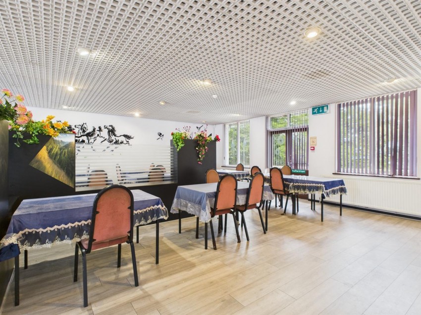 Images for 2 Swan Square, Haverfordwest EAID:RKLUCASAPI BID:1