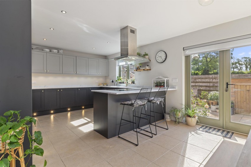 Images for 5 Boot & Shoe Close, Crundale EAID:RKLUCASAPI BID:1