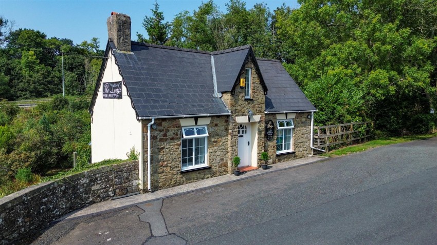 Images for The Lodge, Narberth Road, Haverfordwest EAID:RKLUCASAPI BID:1