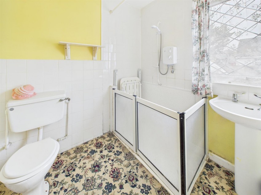 Images for 6 Longfellow Close, Haverfordwest EAID:RKLUCASAPI BID:1