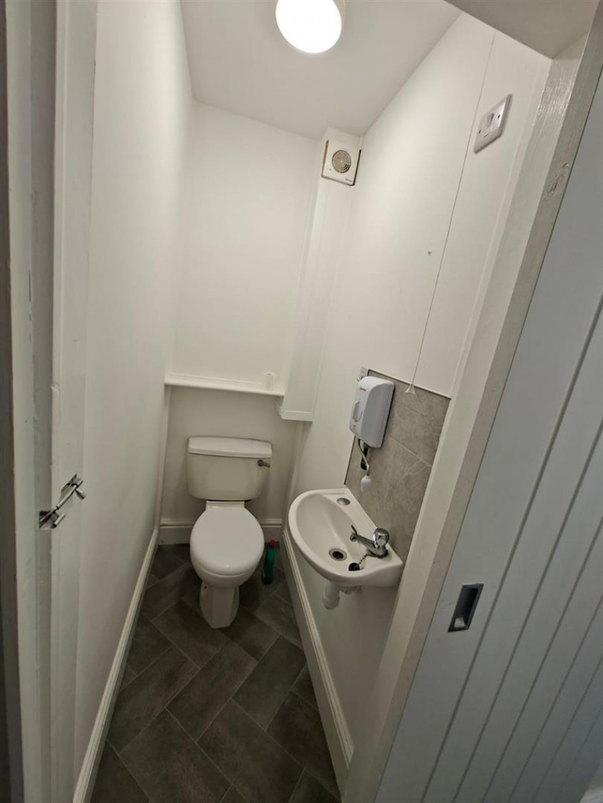 Images for Charles Street, Milford Haven EAID:RKLUCASAPI BID:1