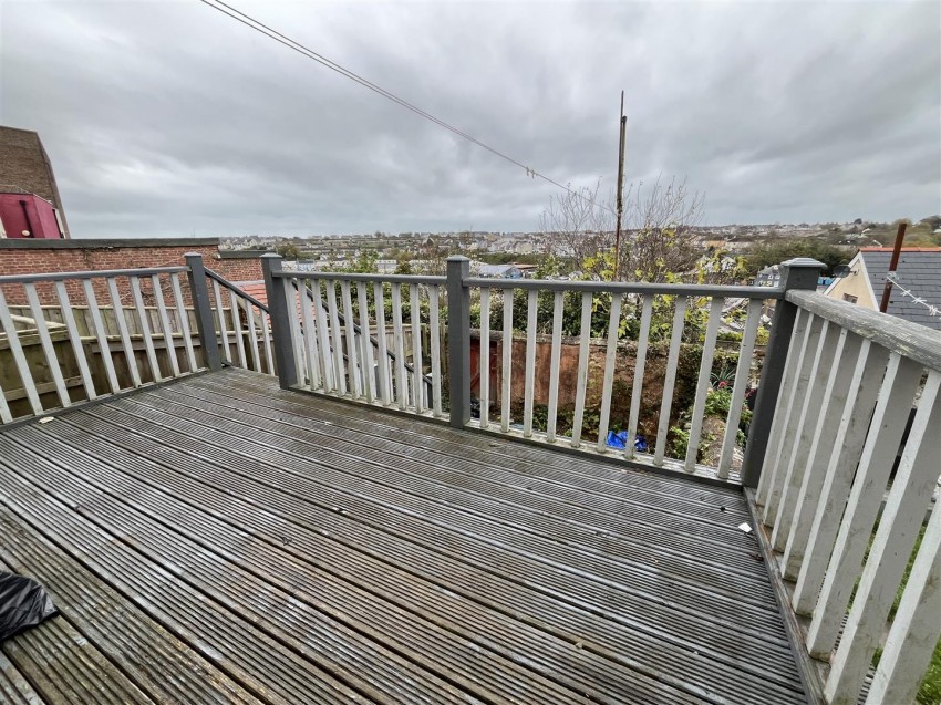 Images for 11 St Peters Road, Milford Haven EAID:RKLUCASAPI BID:1