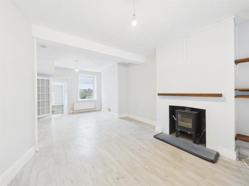 Images for 11 St Peters Road, Milford Haven EAID:RKLUCASAPI BID:1