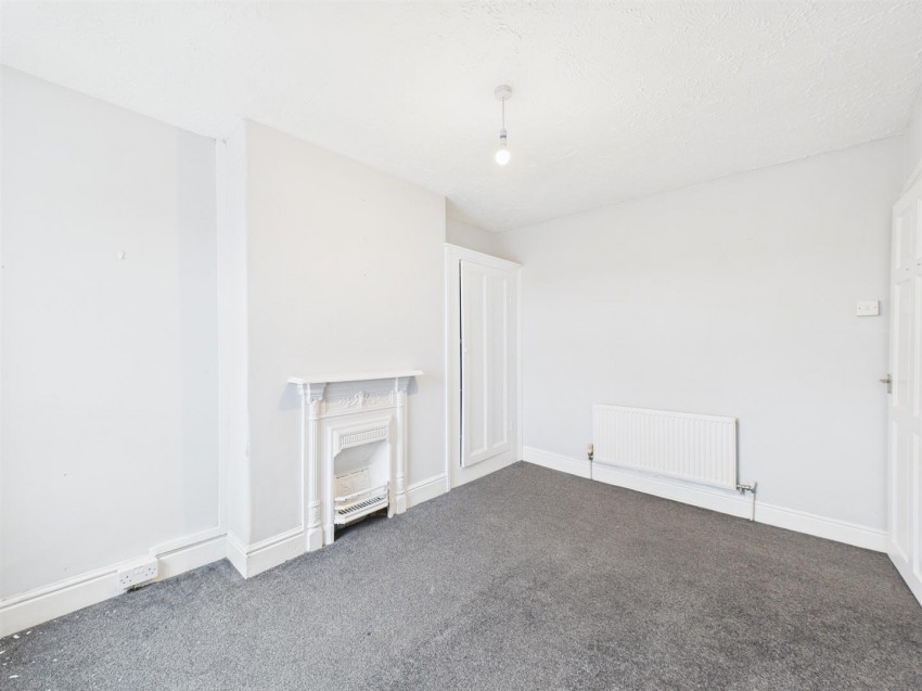 Images for 11 St Peters Road, Milford Haven EAID:RKLUCASAPI BID:1