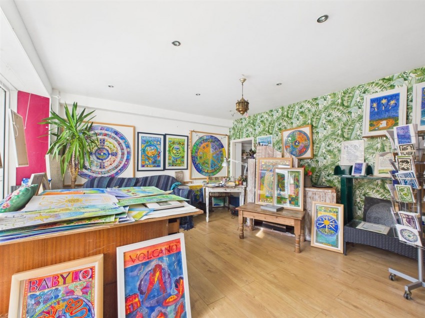 Images for 73 Nun Street, St. Davids EAID:RKLUCASAPI BID:1