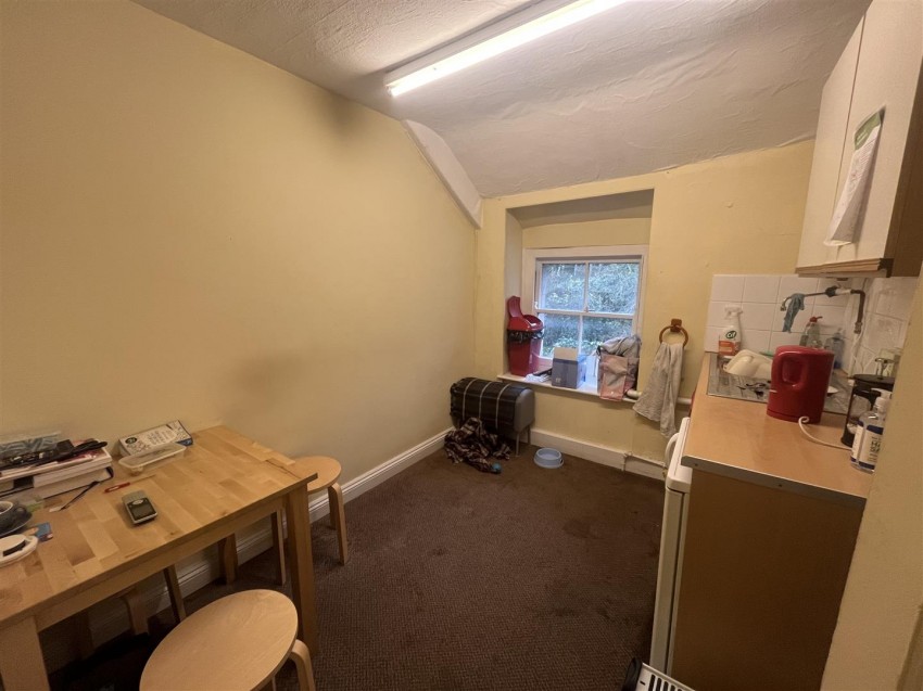 Images for 32 Bridge Street, Haverfordwest EAID:RKLUCASAPI BID:1