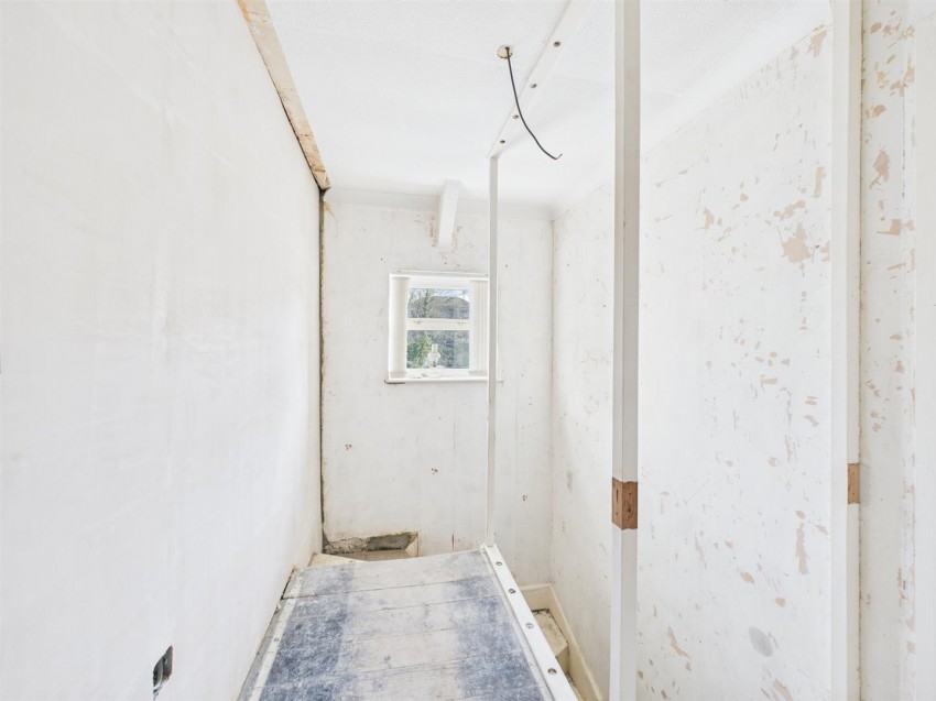 Images for 4 Barn Street, Haverfordwest EAID:RKLUCASAPI BID:1