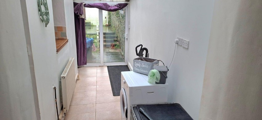 Images for Dewsland Street, Milford Haven EAID:RKLUCASAPI BID:1