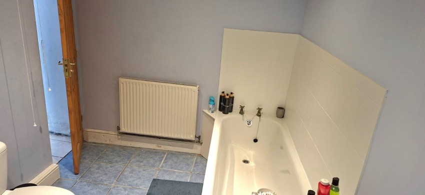 Images for Dewsland Street, Milford Haven EAID:RKLUCASAPI BID:1