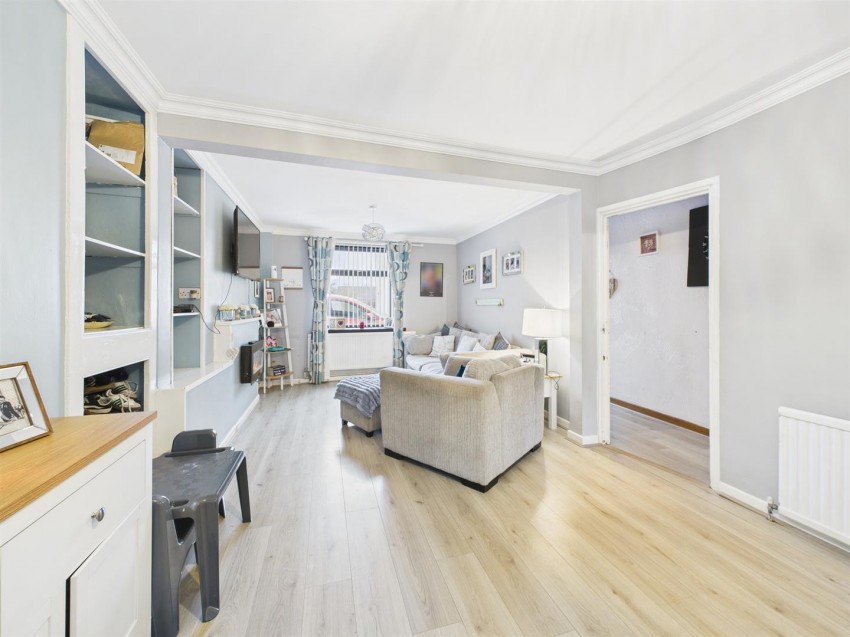 Images for 4 George Street, Milford Haven EAID:RKLUCASAPI BID:1