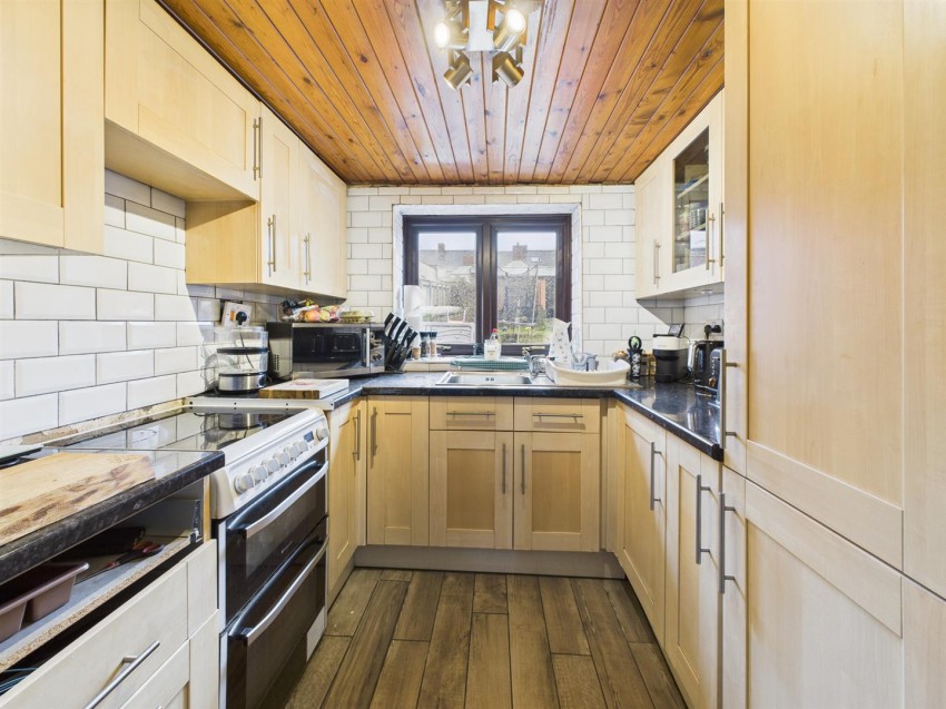 Images for 4 George Street, Milford Haven EAID:RKLUCASAPI BID:1