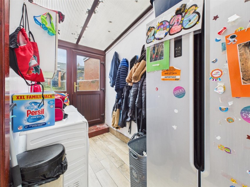 Images for 4 George Street, Milford Haven EAID:RKLUCASAPI BID:1