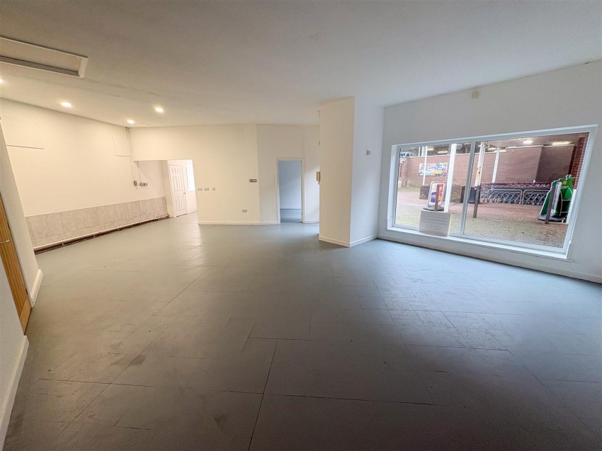 Images for Unit 3, Upper Park Road, Tenby EAID:RKLUCASAPI BID:1