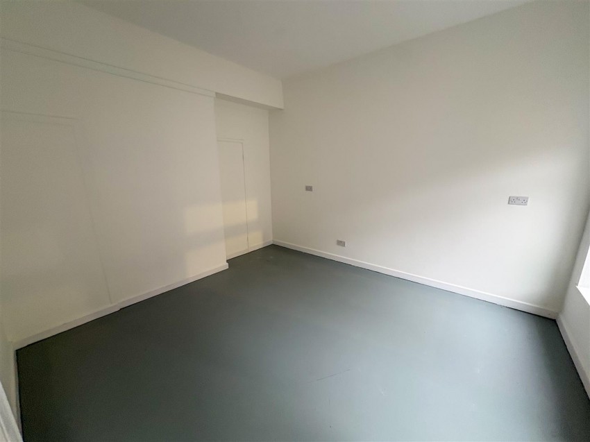 Images for Unit 3, Upper Park Road, Tenby EAID:RKLUCASAPI BID:1