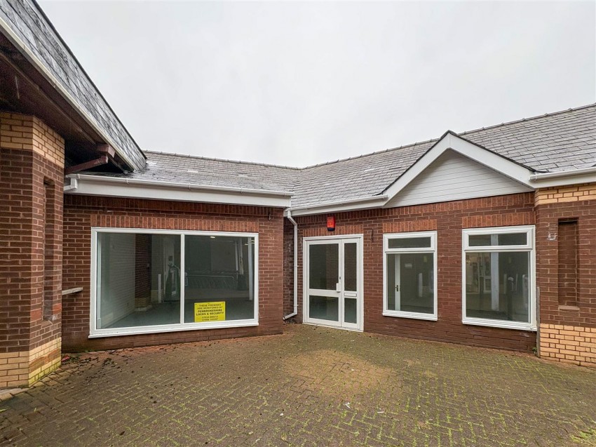 Images for Unit 3, Upper Park Road, Tenby EAID:RKLUCASAPI BID:1