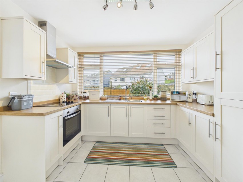 Images for Hawthorn Rise, Haverfordwest EAID:RKLUCASAPI BID:1