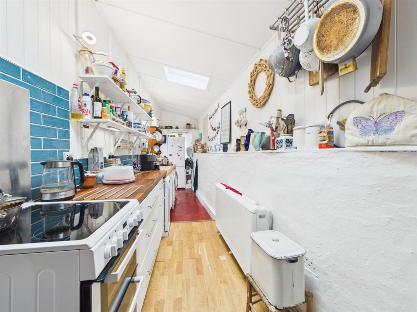 Images for 2 Lower Thornton, Milford Haven EAID:RKLUCASAPI BID:1