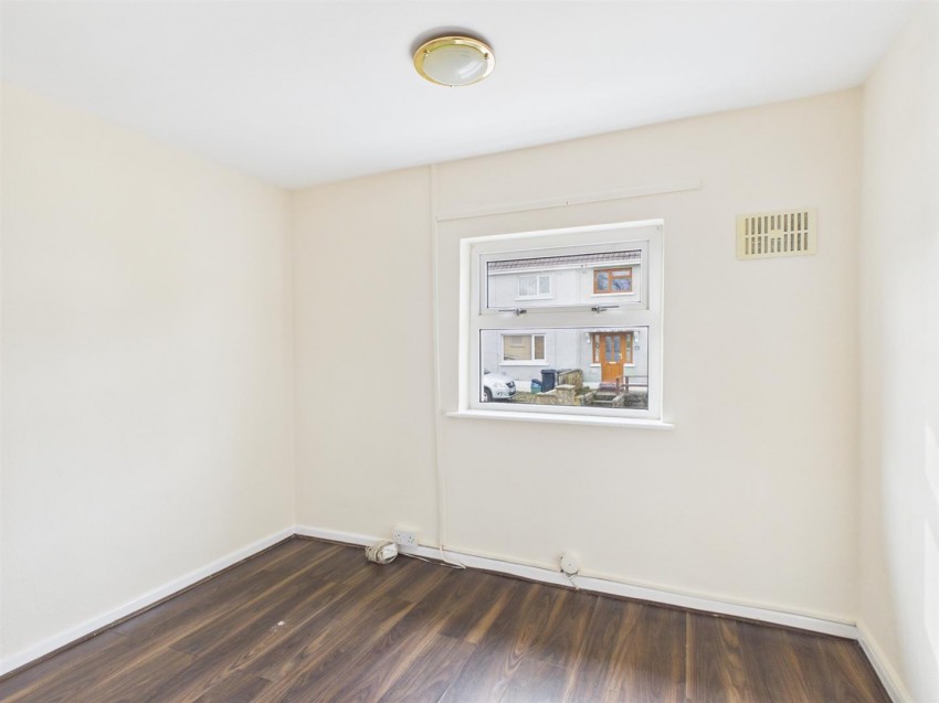 Images for 14 Fleming Crescent, H/west, SA61 2SH EAID:RKLUCASAPI BID:1