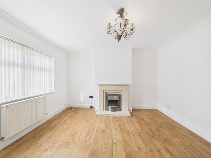 Images for 14 Fleming Crescent, H/west, SA61 2SH EAID:RKLUCASAPI BID:1