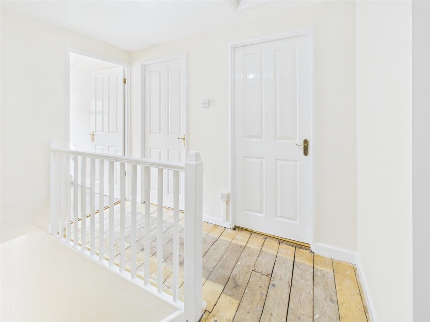 Images for 14 Fleming Crescent, H/west, SA61 2SH EAID:RKLUCASAPI BID:1