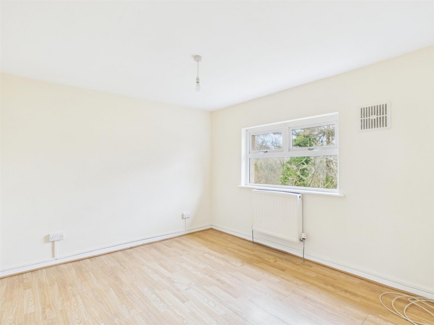 Images for 14 Fleming Crescent, H/west, SA61 2SH EAID:RKLUCASAPI BID:1