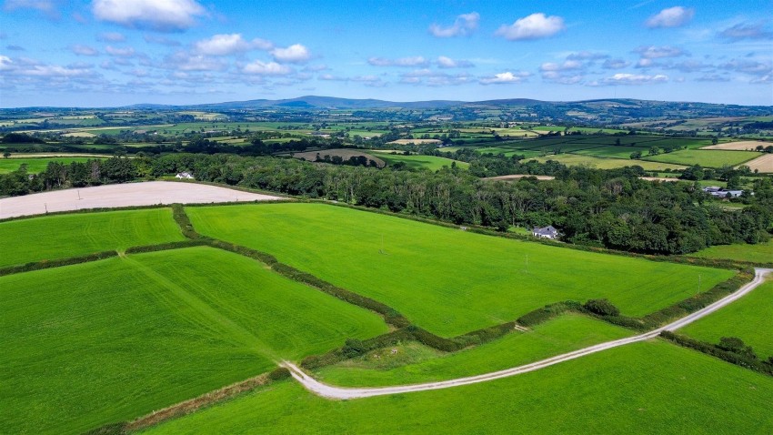 Images for Former Royal Observer Corps Underground Bunkers and Land - South & West Wales EAID:RKLUCASAPI BID:1