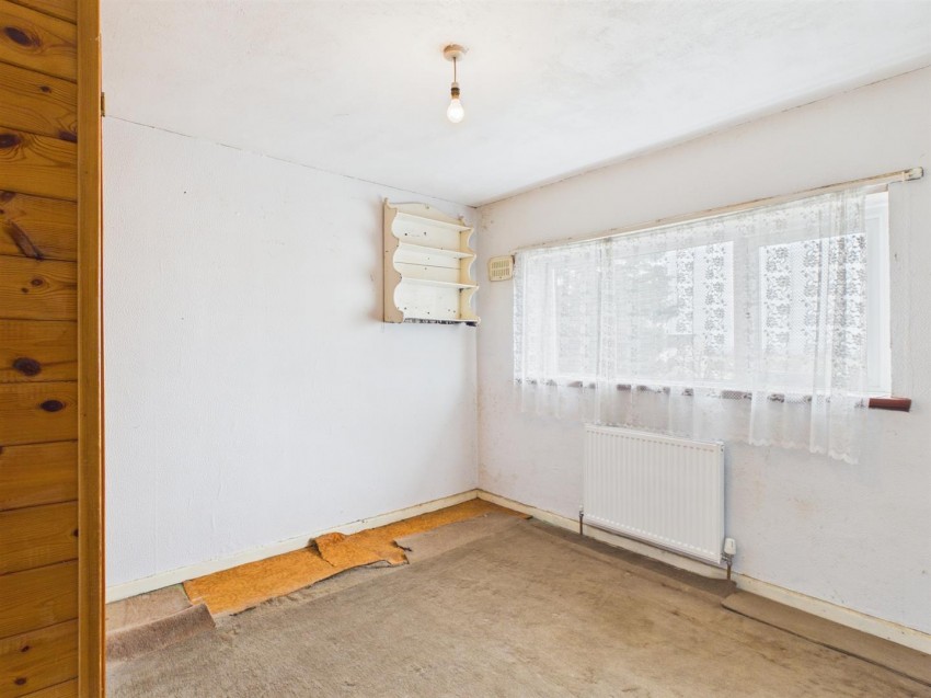 Images for 74 Hawthorn Rise, Haverfordwest EAID:RKLUCASAPI BID:1