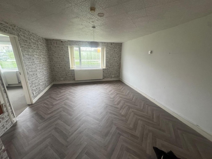 Images for 30 Observatory Avenue, Hakin, Milford Haven EAID:RKLUCASAPI BID:1