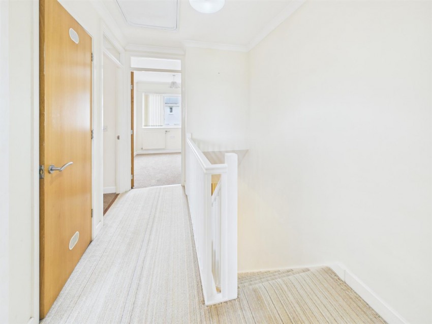 Images for 8 Havard Close, Hook, Haverfordwest EAID:RKLUCASAPI BID:1