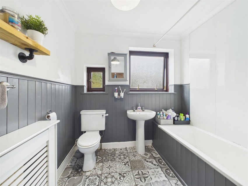 Images for 22 Prendergast, Haverfordwest EAID:RKLUCASAPI BID:1