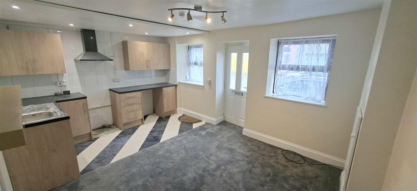 Images for High Street, Neyland, Milford Haven EAID:RKLUCASAPI BID:1