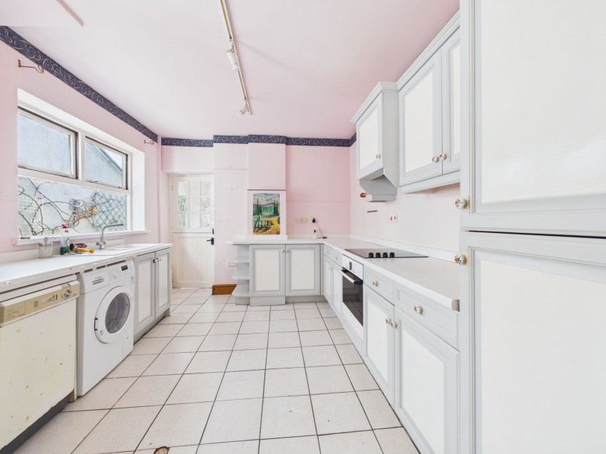 Images for Priory Road, Milford Haven, SA73 EAID:2884406164 BID:6e036efe-2661-428f-b5bf-a0a4ec799e22