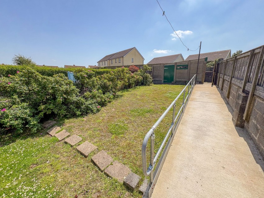Images for Hawthorn Rise, Haverfordwest, SA61 EAID:2884406164 BID:6e036efe-2661-428f-b5bf-a0a4ec799e22